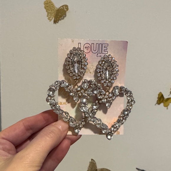 louie love Jewelry - Large Rhinestone Silver Heart Earrings